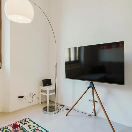 Apartment Porta Venezia-exclusive Design Apartment-2