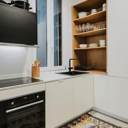 Porta Venezia-exclusive Design Apartment-2 * Milán